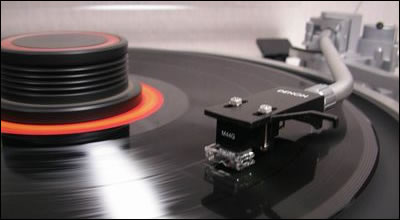 diskunionではレコードプレイヤー/レコード針・カートリッジ/ヘッドフォンの取り扱いも充実
