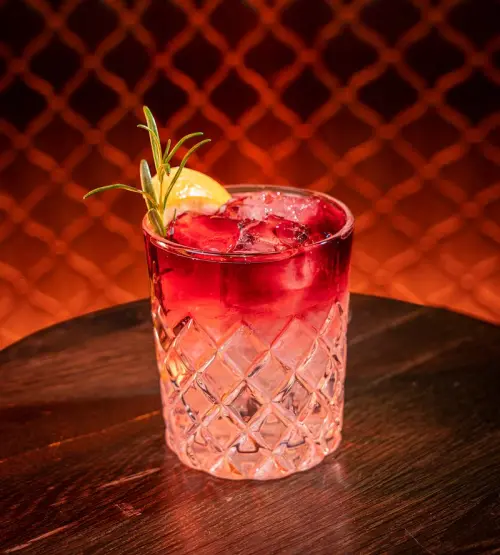 Marshall Signature Gin & Tonic
