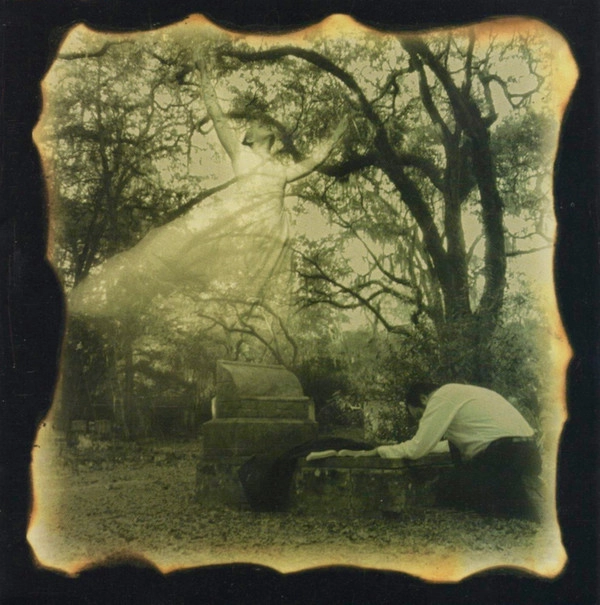 UNDEROATH / アンダーオース / CRIES OF THE PAST