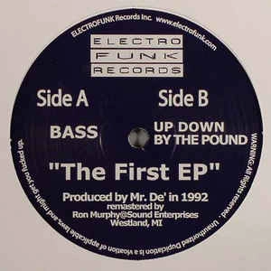 MR.DE' / FIRST EP