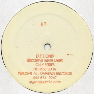 DJ GODFATHER & STARSKI / D.E.T. ONLY 007