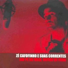 ZE CAFOFINHO / UM PE NA MEIA OUTRO DE FORA