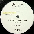 LEE PERRY WITH SAMIA FARAH VS CODE 9 / YELLOW TONGUE