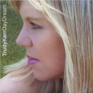 TRUDY KERR / Day Dream