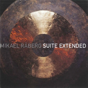 MIKAEL RABERG / SUIT EXTENDED