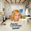 ANNEKE VAN GIERSBERGEN & AGUA DE ANNIQUE / IN YOUR ROOM