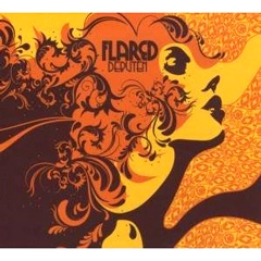 FLARED / DEBUTEN