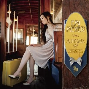 EMI MEYER / エミ・マイヤー / Ｓｕｉｔｃａｓｅ　ｏｆ　Ｓｔｏｎｅｓ