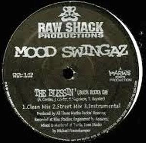 MOOD SWINGAZ / BLESSIN' (BOOM BODYA DA) / NO SIMULATOR