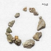 PREMIESKU / CONSTANT
