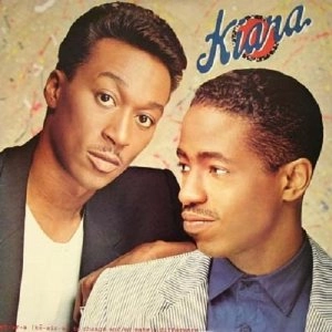 KIARA / ケイアラ / TO CHANGE AND/OR MAKE A DIFFERENCE