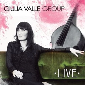 GIULIA VALLE / ジュリア・バジェ / LIVE
