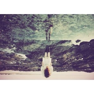 PILL-OH / ＶＡＮＩＳＨＩＮＧ　ＭＩＲＲＯＲ