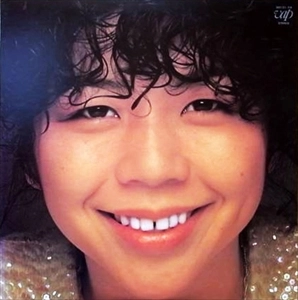 金子マリ / MARI FIRST