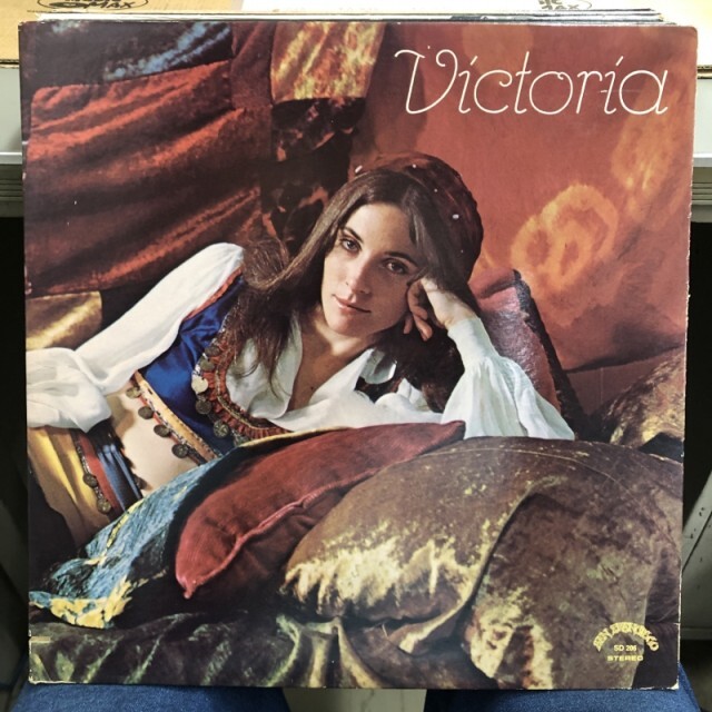 VICTORIA / ヴィクトリア / VICTORIA