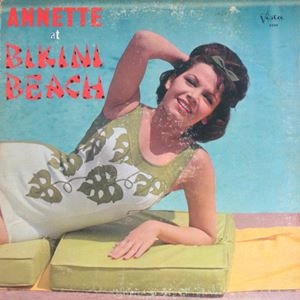 ANNETTE / アネット / ANNETTE AT BIKINI BEACH