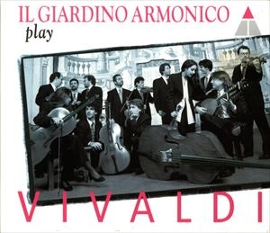 IL GIARDINO ARMONICO / イル・ジャルディーノ・アルモニコ / PLAY VIVALDI