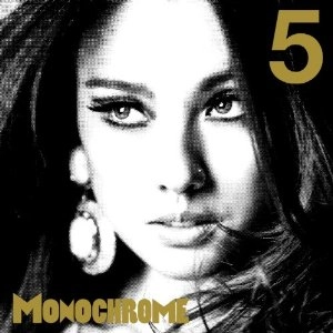 LEE HYOLEE / VOL.5: MONOCHROME (SPECIAL LIMITED EDITION)