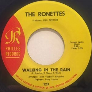 RONETTES / ロネッツ / WALKING IN THE RAIN