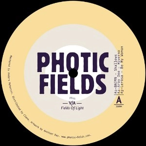 V.A.(BNJMN,AROY DEE,LEROSA...) / FIELDS OF LIGHT