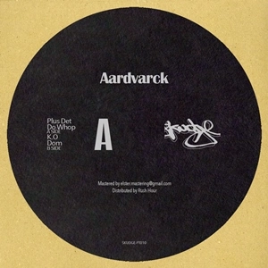 AARDVARCK / PLUS DET