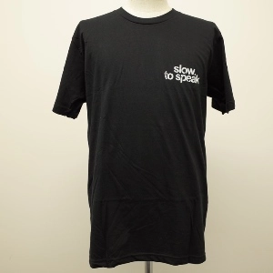 SLOW TO SPEAK / STS.LOGOSMALLFRONT T-SHIRT SIZE:L