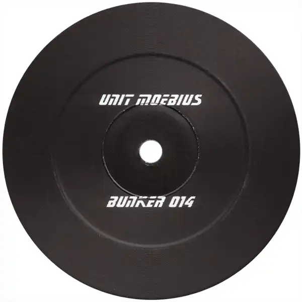 UNIT MOEBIUS / 014