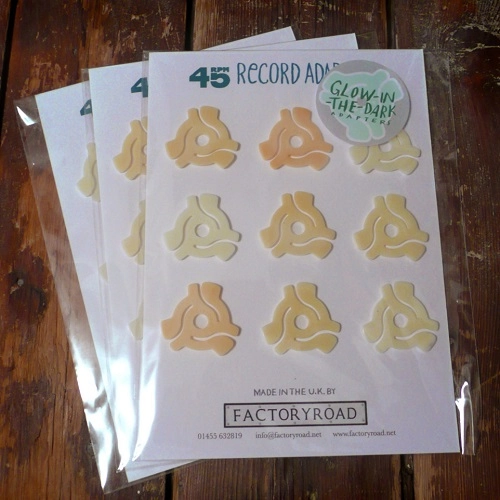 EP ADAPTER / GLOW IN THE DARK 45RPM RECORD ADAPTORS (RETAIL CARD OF 9)