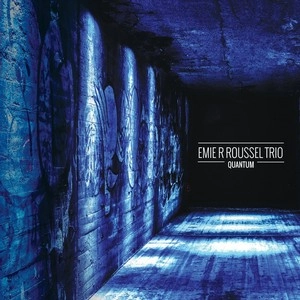 EMIE R ROUSSEL  / エミー・R.ルーセル / QUANTUM