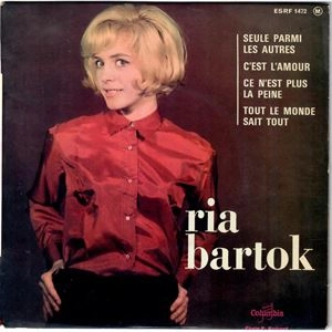 RIA BARTOK / SEULE PARMI LES AUTRES
