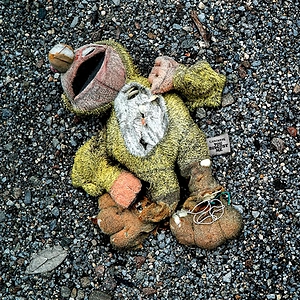 GANGRENE (The Alchemist & Oh No) / YOU DISGUST ME