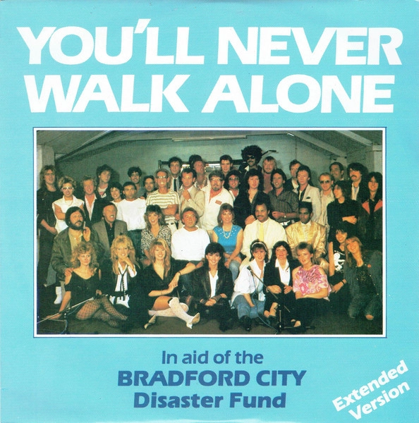 CROWD / クラウド / YOU'LL NEVER WALK ALONE