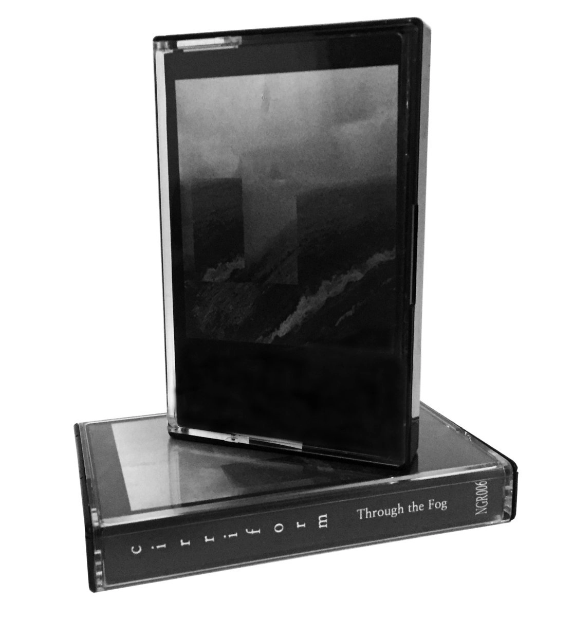 CIRRIFORM / THROUGH THE FOG (CASSETTE + DOWNLOAD CARD)