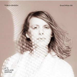 TORUN ERIKSEN / トルン・エリクセン / Grand White Silk