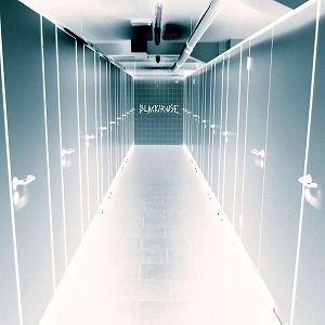 BLACKHOUSE / MATERIAL WORLD