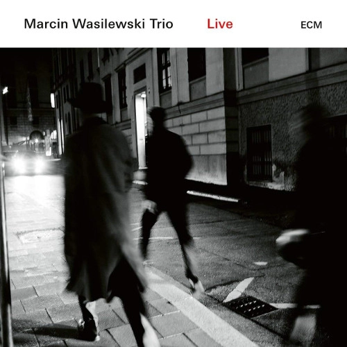 MARCIN WASILEWSKI (SIMPLE ACOUSTIC TRIO) / マルチン・ボシレフスキ (シンプル・アコースティック・トリオ) / LIVE
