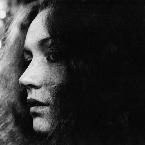 JUSTINE / WORDLESS SONGS