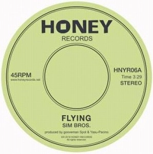 SIM BROS. (grooveman Spot x Yasu-Pacino) / FLYING