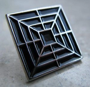 PRURIENT / プルリアント / PRURIENT PIN