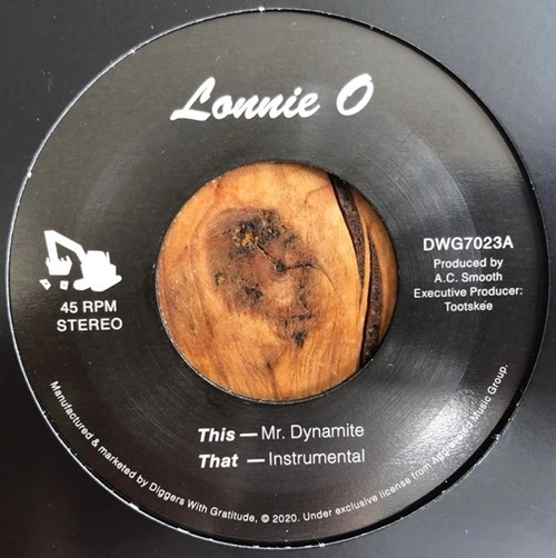 LONNIE O / MR. DYNAMITE b / w INSTRUMENTAL
