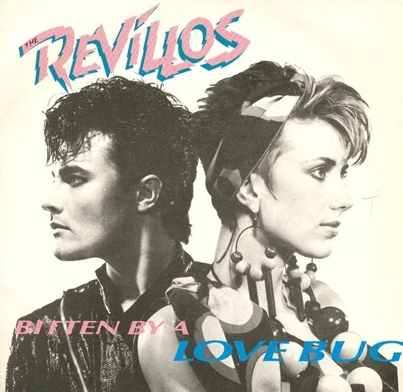 REVILLOS / レヴィロス / BITTEN BY A LOVE BUG