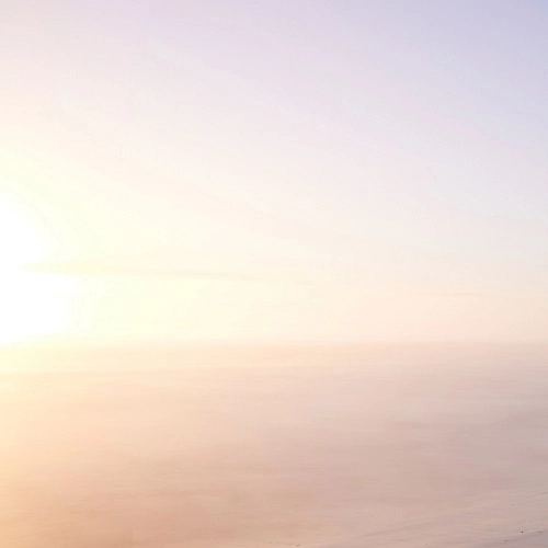 [.que] / Quiet Before