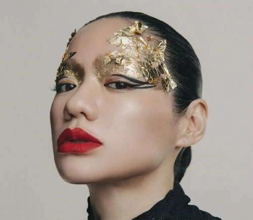 Awich / "Queendom ""CD+DVD"""