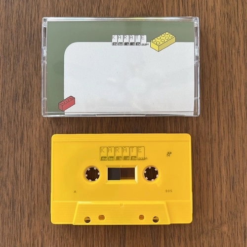 KARATE / THE BED IS IN THE OCEAN (CASSETTE)