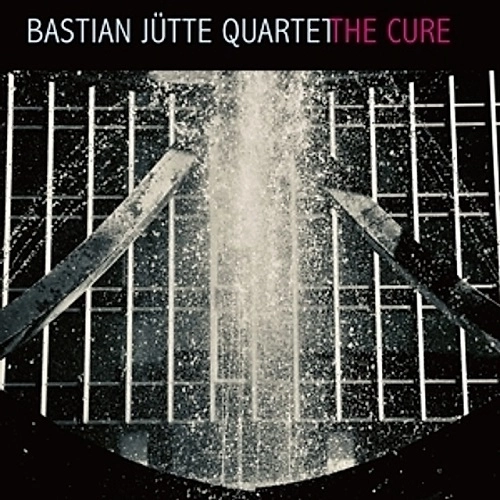 BASTIAN JUTTE / CURE