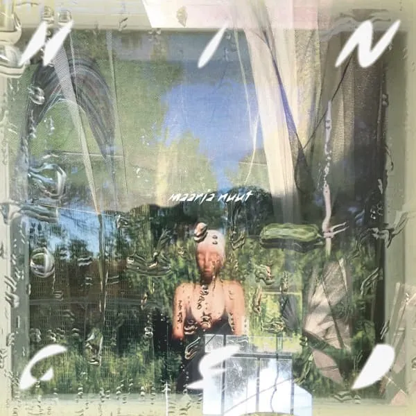 MAARJA NUUT / マーヤ・ヌート / HINGED