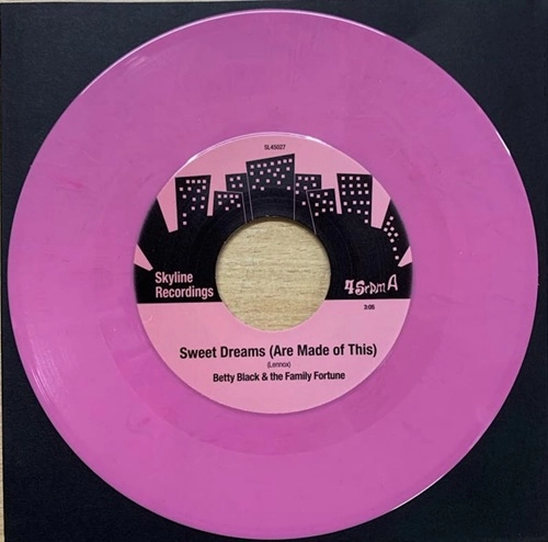 BETTY BLACK FEAT THE FAMILY FORTUNE / SWEET DREAMS (ARE MADE OF THIS) (PINK VINYL)