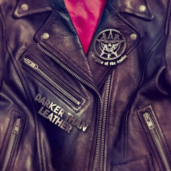 KNIGHTS OF THE REALM / ナイツ・オブ・ザ・レルム / DARKER THAN LEATHER