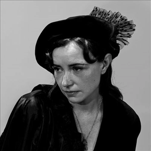 LAURA GROVES / RADIO RED (LP)
