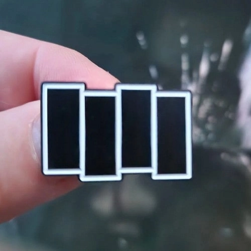 BLACK FLAG / ブラック・フラッグ / BLACK FLAG ENAMEL PIN (BAND LOGO)